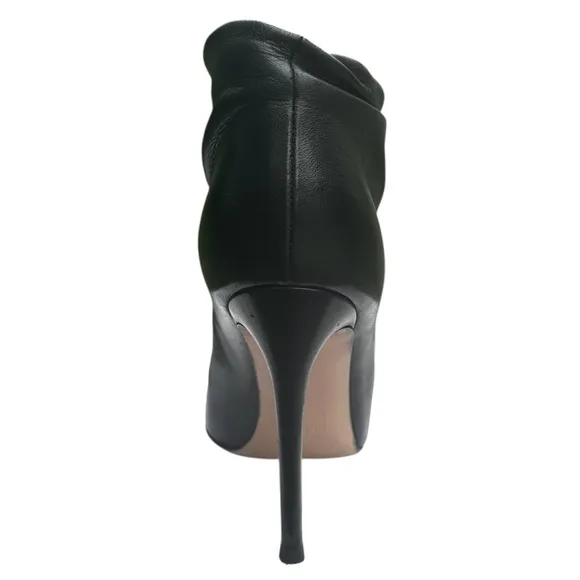Gianvito Rossi Ankle Bootie Boots Ruched Black Leather Stiletto Heels Size 6 M