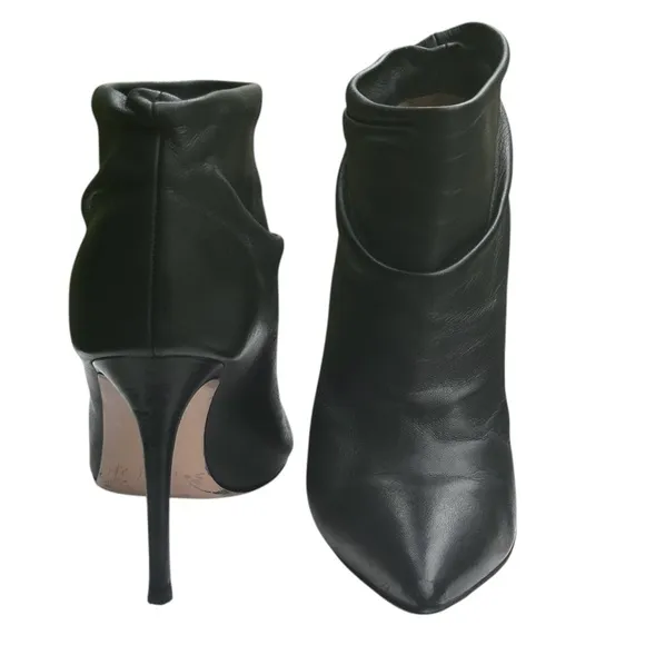 Gianvito Rossi Ankle Bootie Boots Ruched Black Leather Stiletto Heels Size 6 M