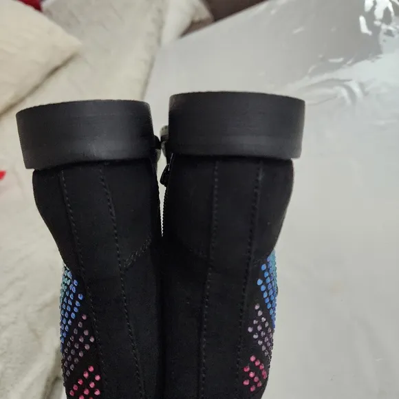 Girls Bejeweled Rainbow Colorful Studded Black Suede Boots Size 12 NEW