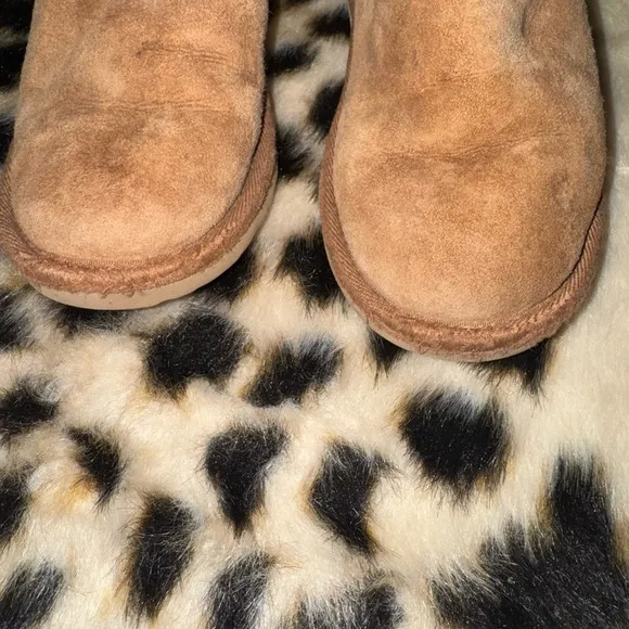 Girls Ugg boots Classic