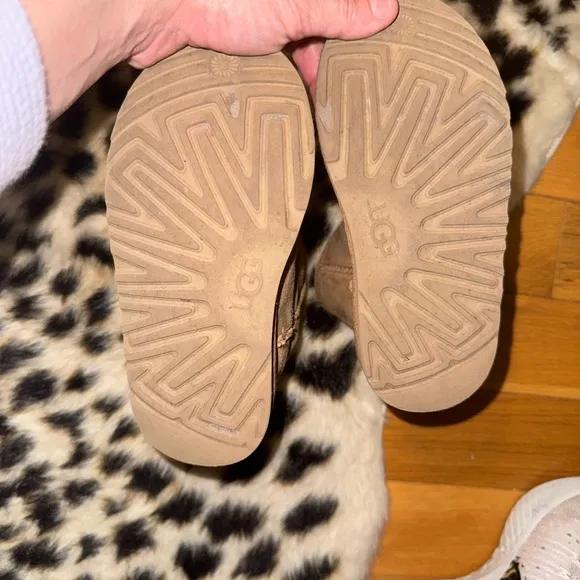Girls Ugg boots Classic