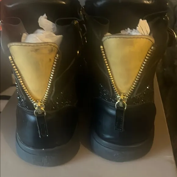 Giuseppe Zanotti Black and Gold Fashion Sneakers