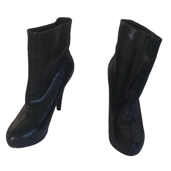 Givanno Sunita Black Snakeskin Textured Leather Pull On Ankle Boots Sz 10 NIB