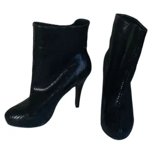 Givanno Sunita Black Snakeskin Textured Leather Pull On Ankle Boots Sz 10 NIB