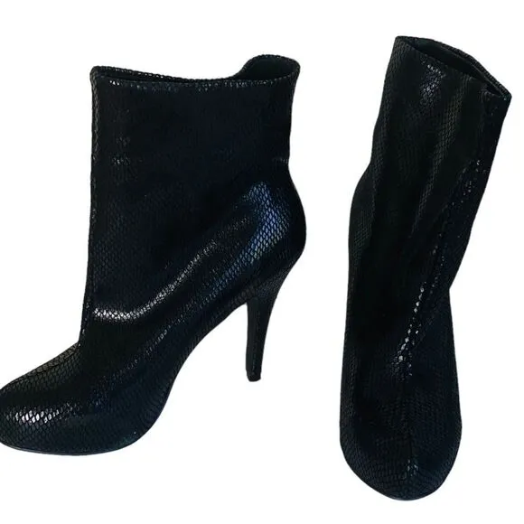 Givanno Sunita Black Snakeskin Textured Leather Pull On Ankle Boots Sz 10 NIB