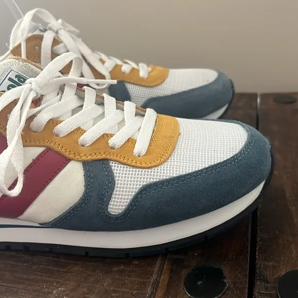 Gola Classics Daytona Sneakers Retro EUC Men's Size 11