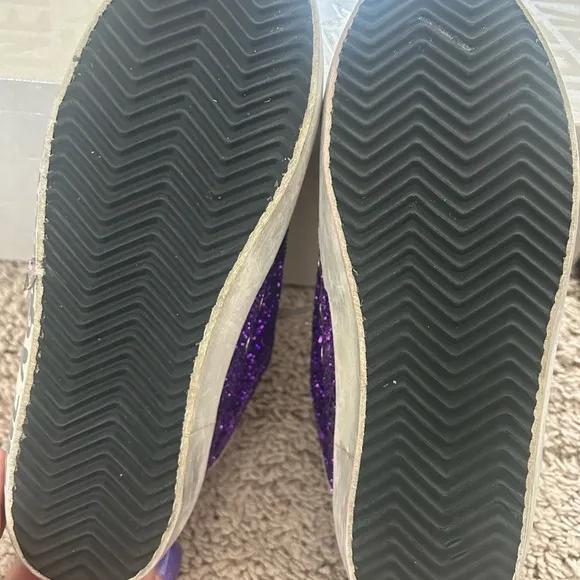 Golden Goose Purple Sneakers Fashion-Forward Design