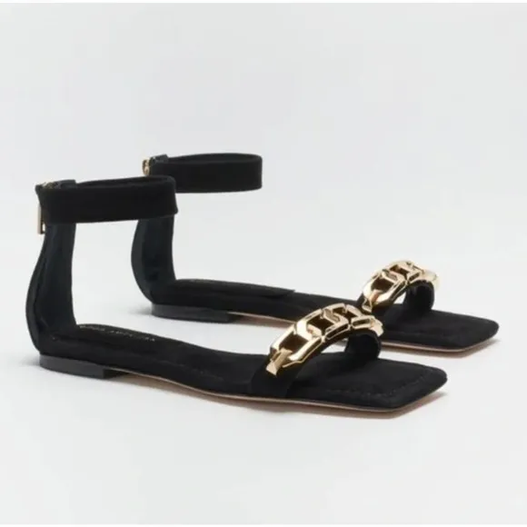 Good American Suede Chain Ankle Strap Flat Sandals In Black Size 9.5 New