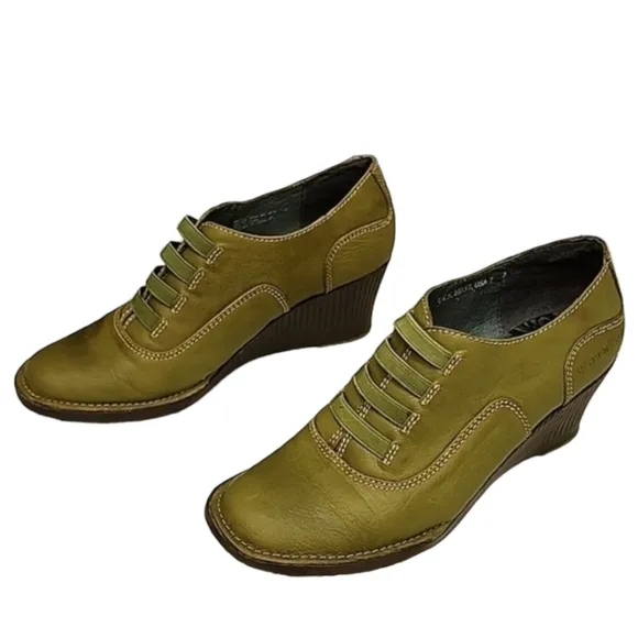 Groundhog Portugal Olive Green Leather Booties 37 7 Wedge Boots Heels Oxfords