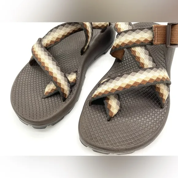 GUC Chaco Women Adjustable Strap Vibram Sole Classic Sandals in Brown W5