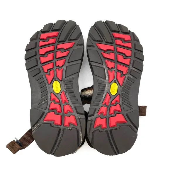 GUC Chaco Women Adjustable Strap Vibram Sole Classic Sandals in Brown W5