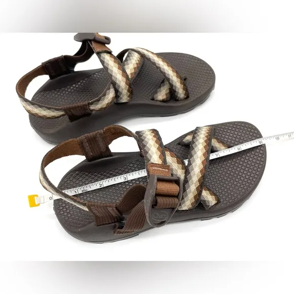 GUC Chaco Women Adjustable Strap Vibram Sole Classic Sandals in Brown W5