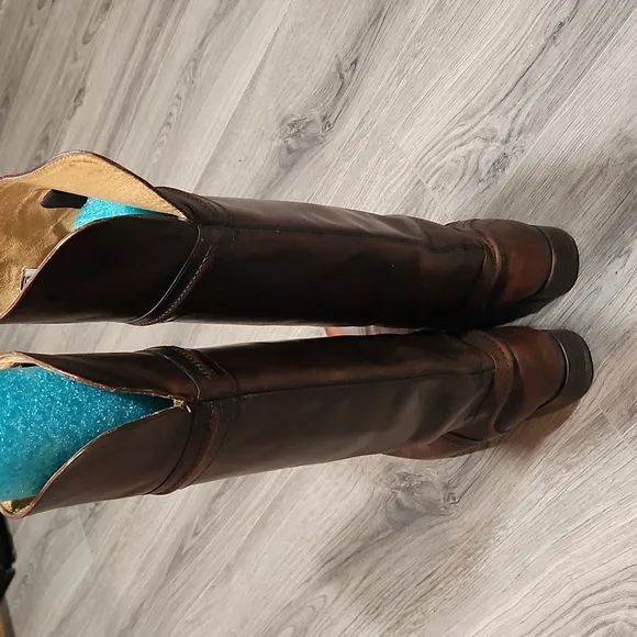 GUC Quality FRYE Tall Riding Pull On Choc Brown Boots