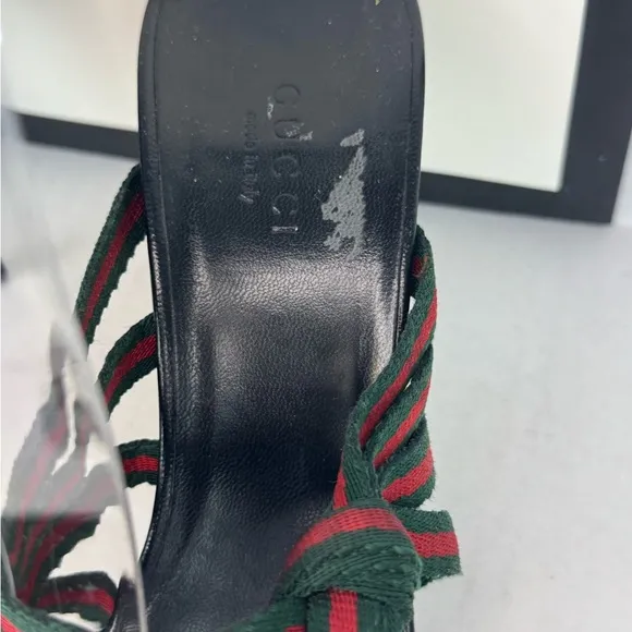 Gucci Black Red/Green Sandals with Multi-Strap Design Size 38.