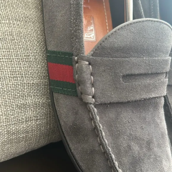 Gucci Gray and Red Loafers with Classic Design