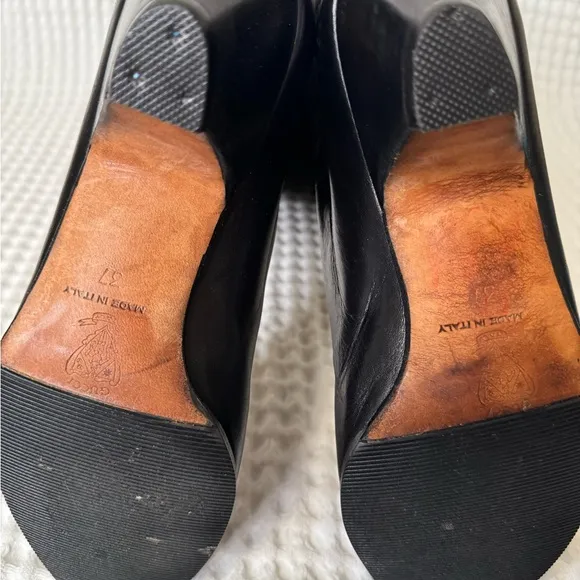 Gucci Vintage Black Heeled Boots Classic Design - Beautiful