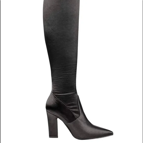GUESS Black Angeley thighhigh boots, size 7.5