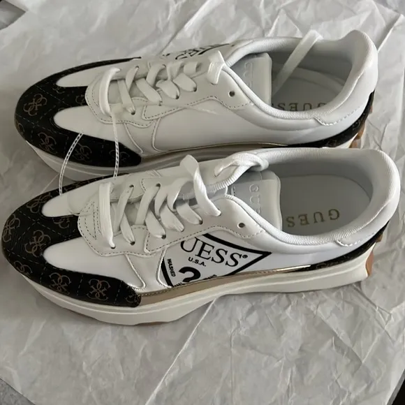 GUESS Calebb Fashion Sneakers