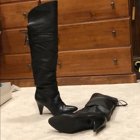 Guess over the knee pull on boots
