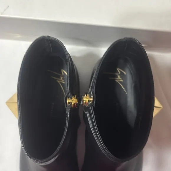 Guiseppe Zanotti Black Ankle Boots with Gold Accent scud and side zipper. EUC