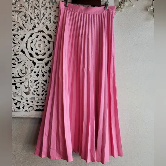 H&amp;M HOT PINK A-LINE PLEATED SIDE ZIPPER MIDI SKIRT WOMEN'S SIZE 8