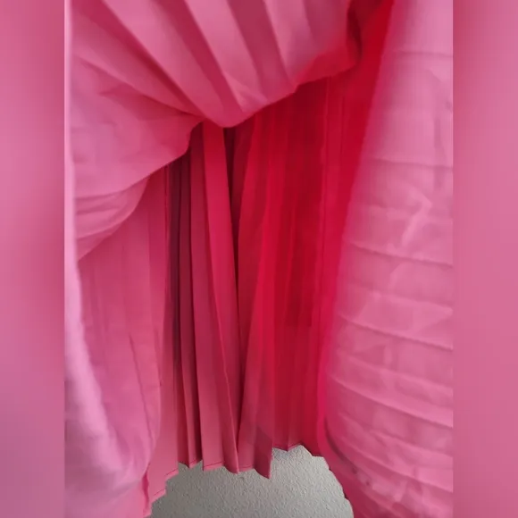 H&amp;M HOT PINK A-LINE PLEATED SIDE ZIPPER MIDI SKIRT WOMEN'S SIZE 8