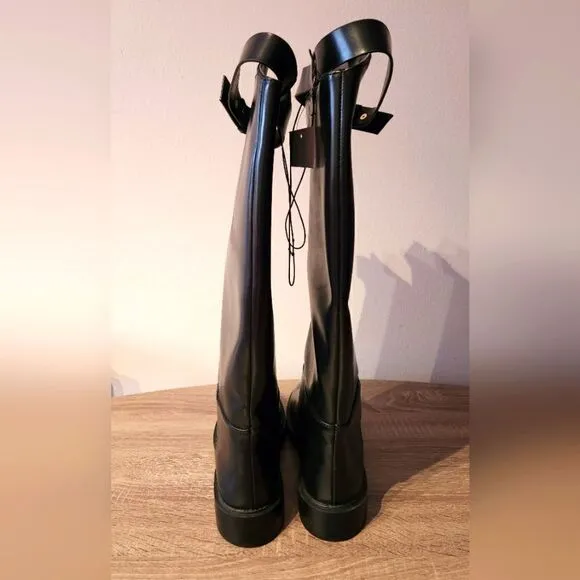 H&amp;M  WOMEN'S RIDING BOOTS BY CLASSIC RIDING  ARE FASTENED WITH A CONVENIT ZIPPER