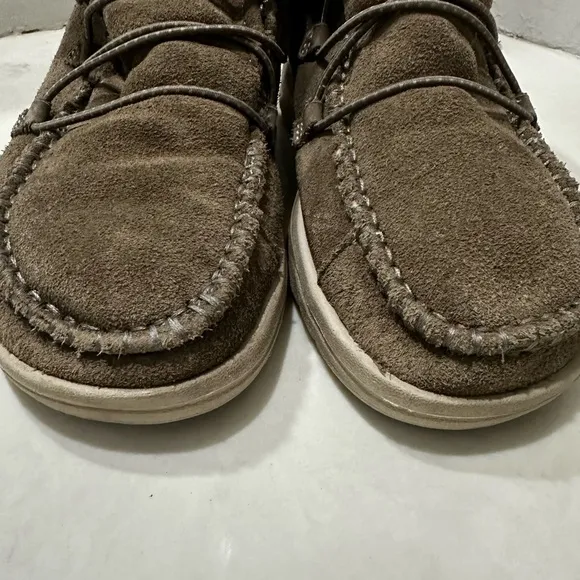 Hey Dude Eloise Suede Womens Boots Size 6 Slip On Fossil Brown Moccasin Style