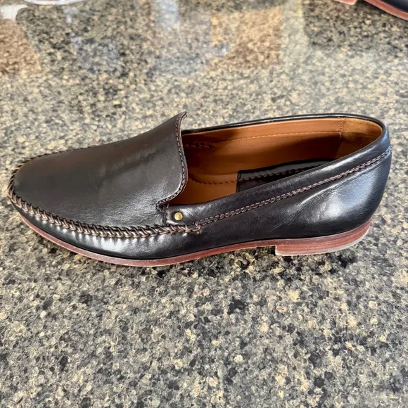 H.S. Trask Men's Hand Sewn Brown Leather Loafer Shoes Size 9