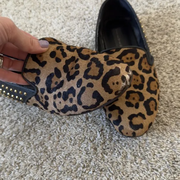HTF Steven by Steve Madden women’s Studded Calf hair Leopard Loafers mules sz 8