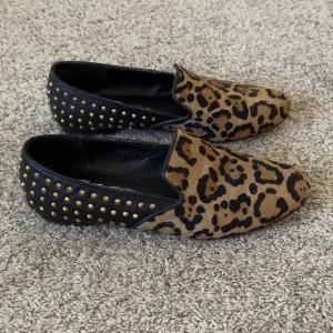 HTF Steven by Steve Madden women’s Studded Calf hair Leopard Loafers mules sz 8