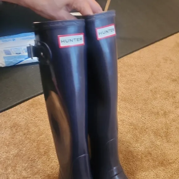 Hunter Original Gloss Tall Rain Boots Size 7M/8F