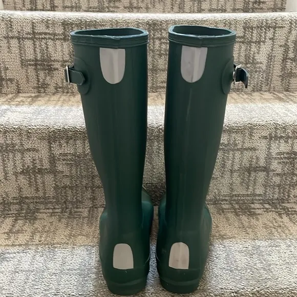Hunter  original kids boots size 4B/5G