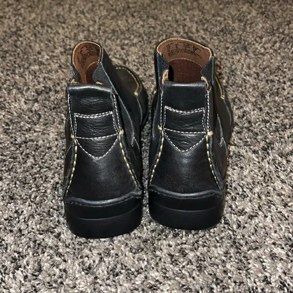 Hush Puppies Black Leather Men's Boots