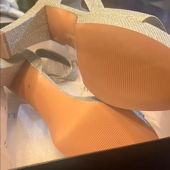 IDIFU DRESS CHUNKY  Silver High Heel OPEN TOE SIZE 11