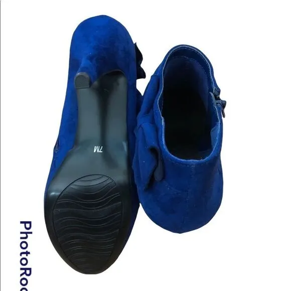 Impo Dazzaling Blue Panama suede Booties