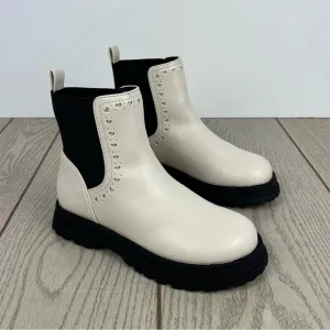 I.N.C. Girls Phoebe Slip On Heart Cut Detailed Boots 2M White Faux Leather $50