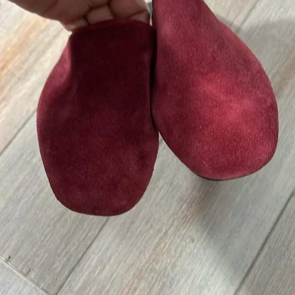 Intentionally Blank Suede Slip on Slides Mules Cherry size 36 US 5.5-6