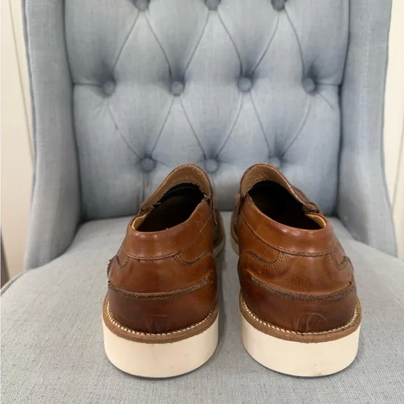 Italia Difference Leather Loafers