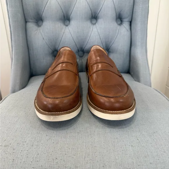 Italia Difference Leather Loafers