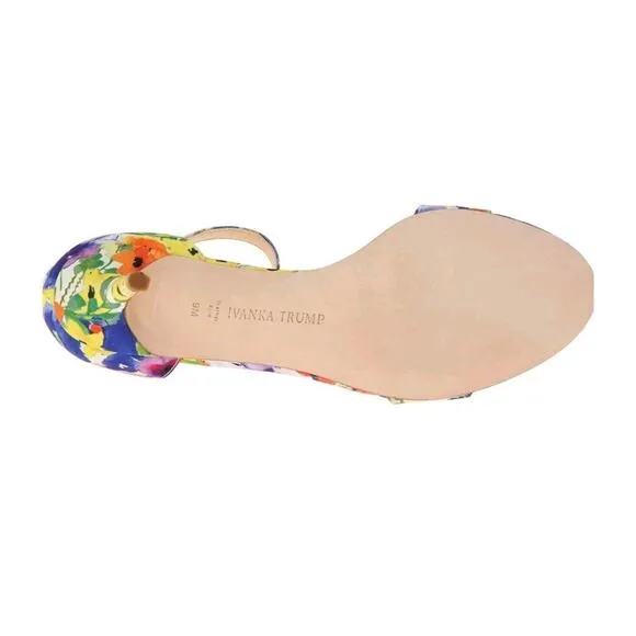 Ivanka Trump Women's Gessa Floral Twill Open Toe Sandals Shoes Sz 6.5 M