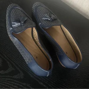 J. CREW Biella tassel perforated loafers