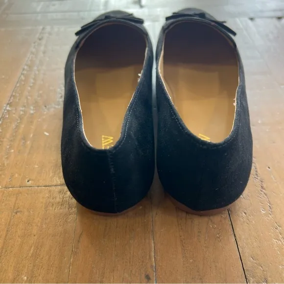 J crew black suede bow loafers flats almond toe academia casual women’s 8 NWOB