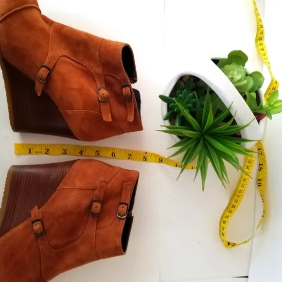 J Crew genuine leather brown suede wedge boots