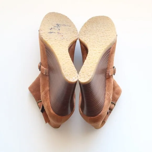 J. Crew Greer Tan / Brown Suede Wedge Round Toe Ankle Boots / Booties Size 8