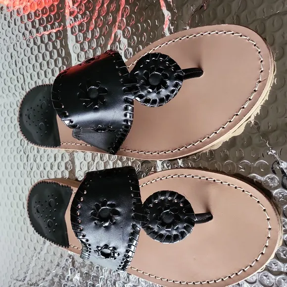 Jack Rogers, the Jacks Leather Flat Thong Sandals  sz8.5