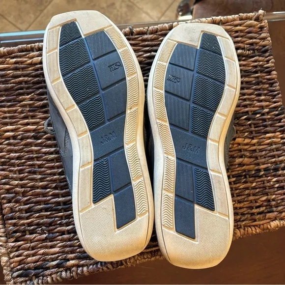 J&amp;M Men's Boat Shoes Casual Loafers Slip On Leather XC4 System Size 12M 25-0799