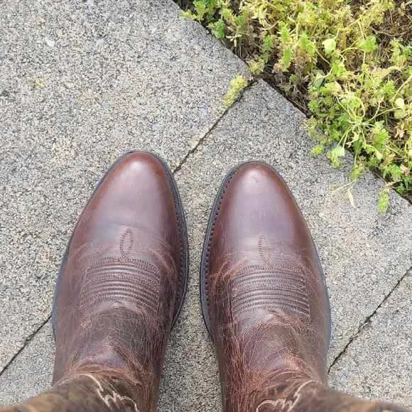 J.B. Dillon Brown Goat Leather Cowboy Boots, round toe size 9.5 D