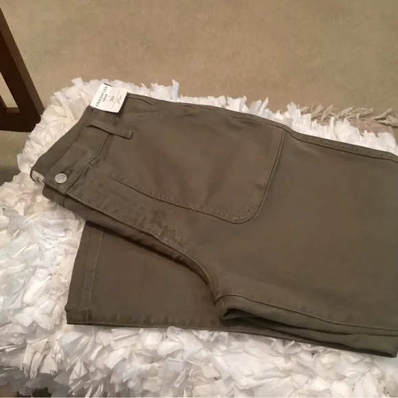 J.Crew Straight-leg Ankle cropped.