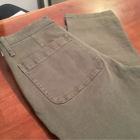 J.Crew Straight-leg Ankle cropped.